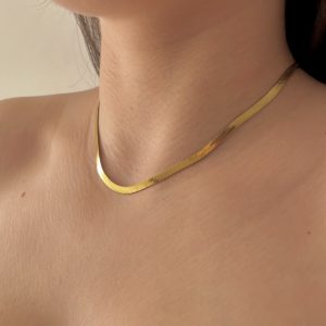 Collar Reina Dorado Acero Inoxidable