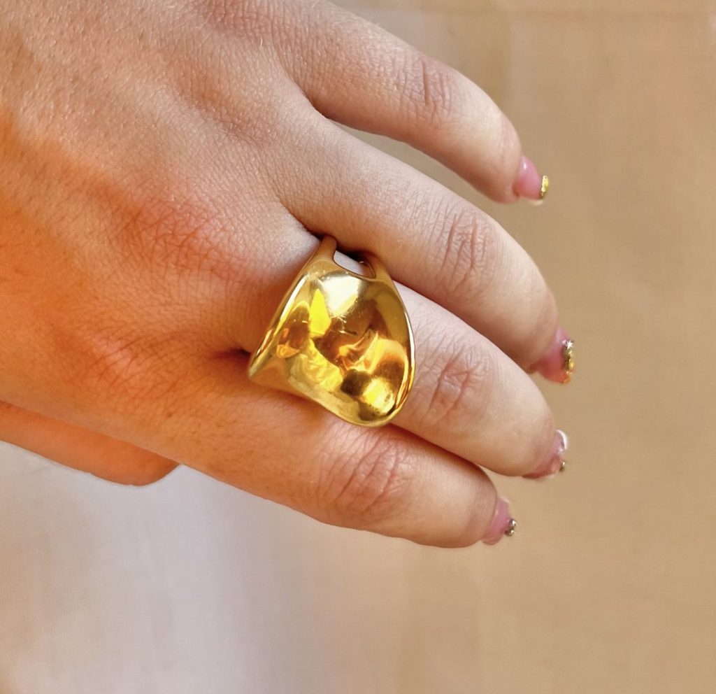 Anillo Agosto